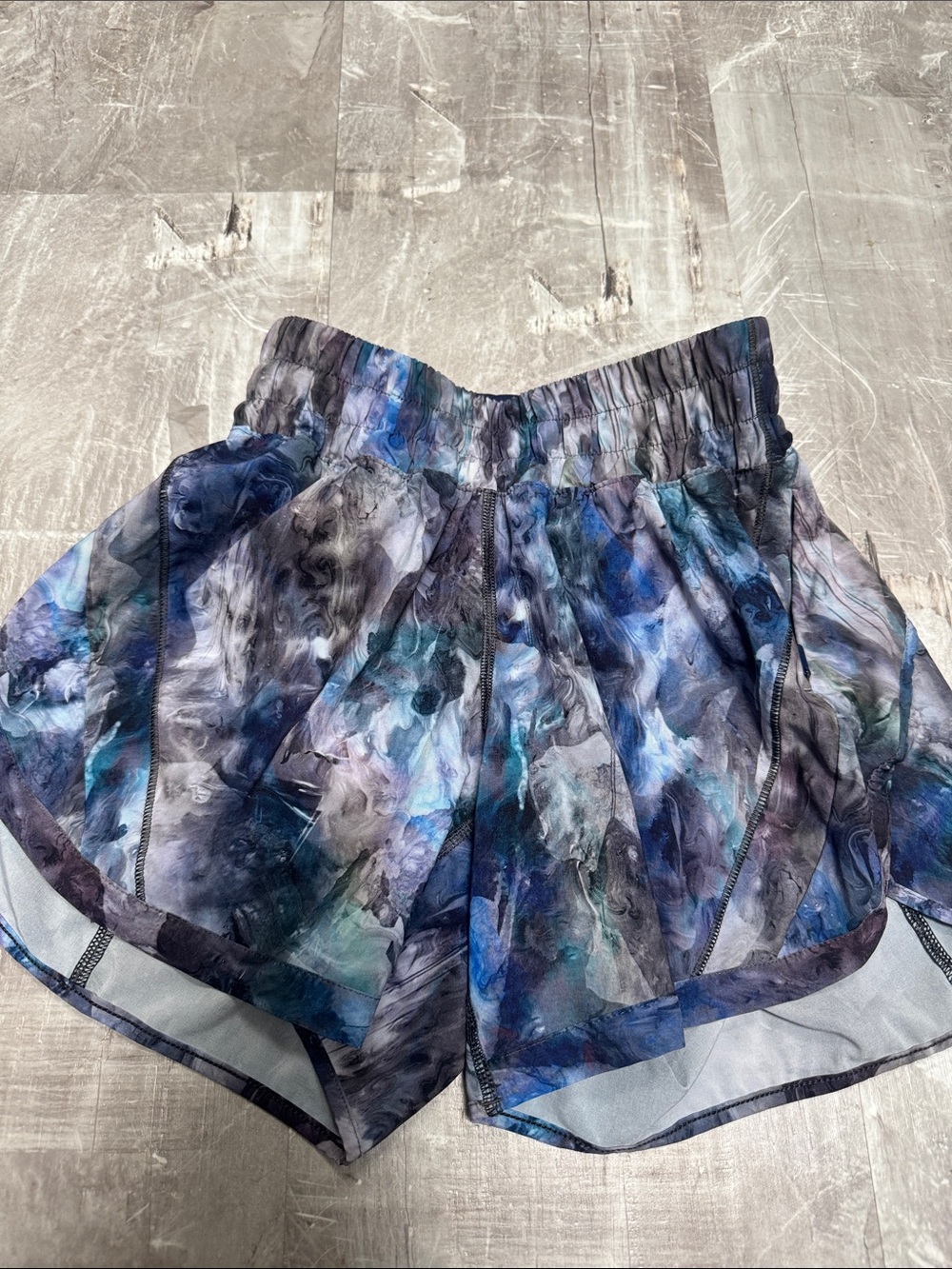 Lululemon patterned tracker short